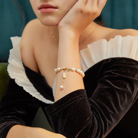 Natural pearl bracelet - FajarShuruqSA