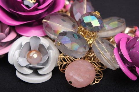 Color Flower Crystal Necklace - FajarShuruqSA