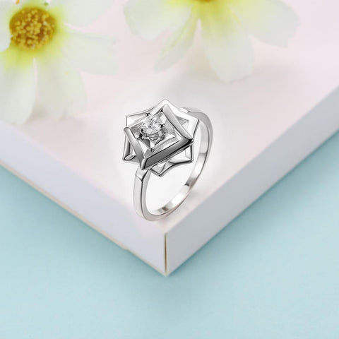Sterling Silver Flower Ring - FajarShuruqSA